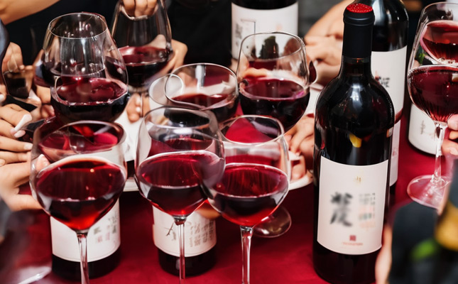 成都紅酒批發(fā)市場(chǎng)地址